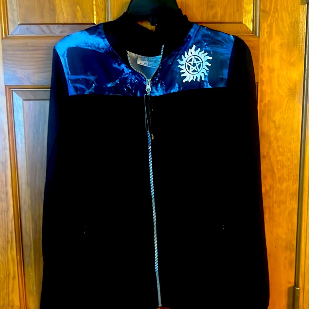 New Supernatural Joint the Hunt Bioworld Mens Jacket S NWT
